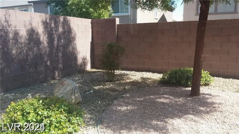 5116 Blue Rose, North Las Vegas, NV 89081
