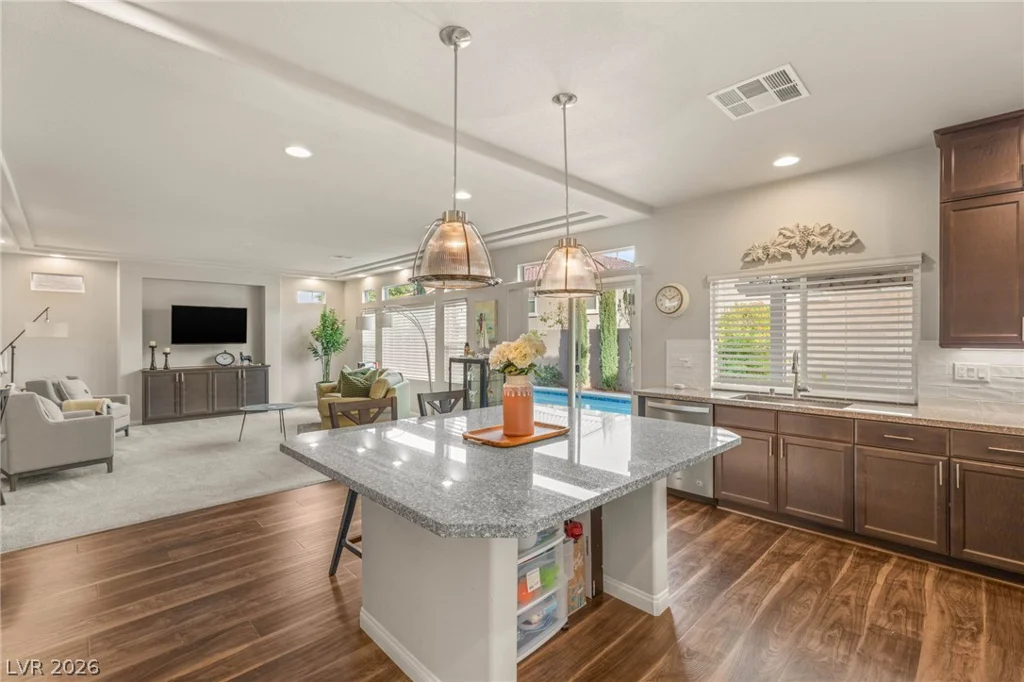 10592 Aphrodite, Las Vegas, NV 89183