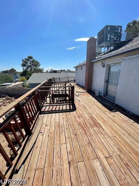 321 Bent Creek, Las Vegas, NV 89107