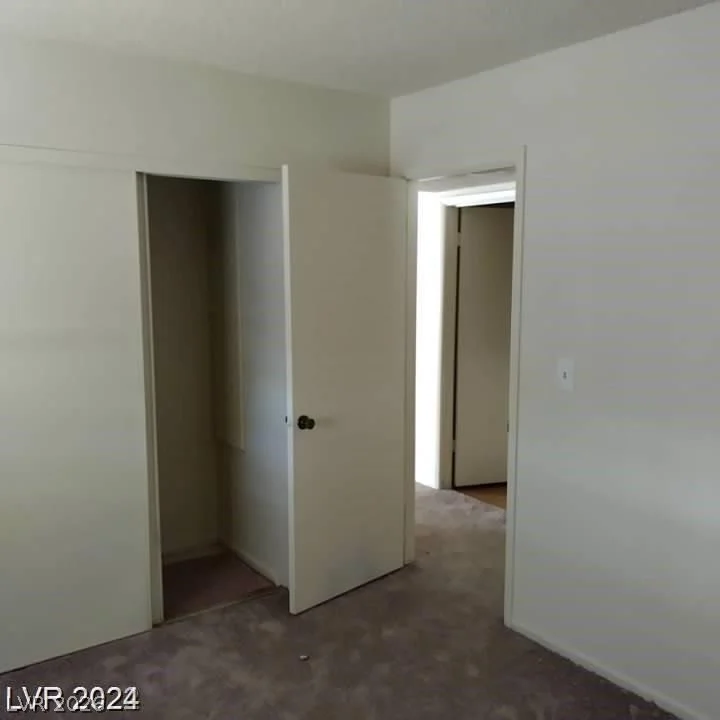 321 Bent Creek, Las Vegas, NV 89107
