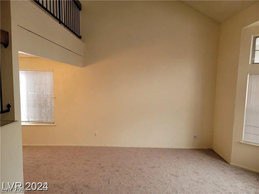 321 Bent Creek, Las Vegas, NV 89107