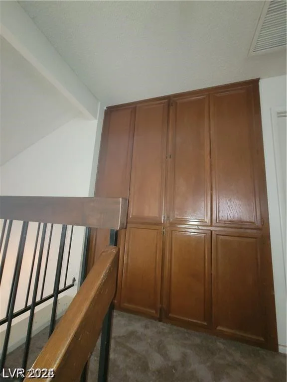 321 Bent Creek, Las Vegas, NV 89107