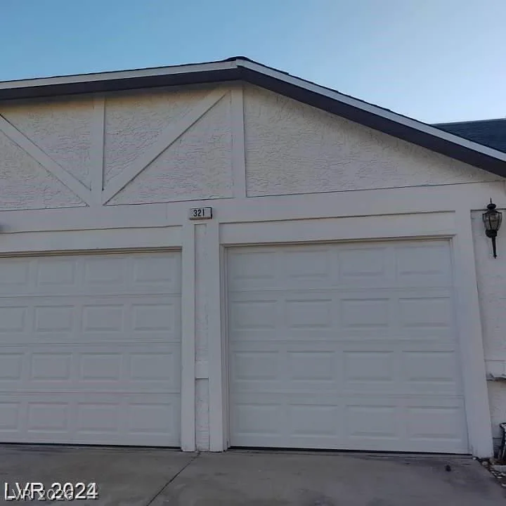 321 Bent Creek, Las Vegas, NV 89107