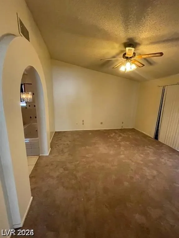 321 Bent Creek, Las Vegas, NV 89107