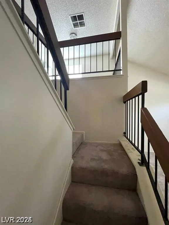 321 Bent Creek, Las Vegas, NV 89107