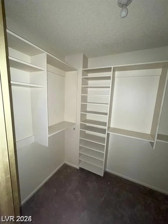 321 Bent Creek, Las Vegas, NV 89107