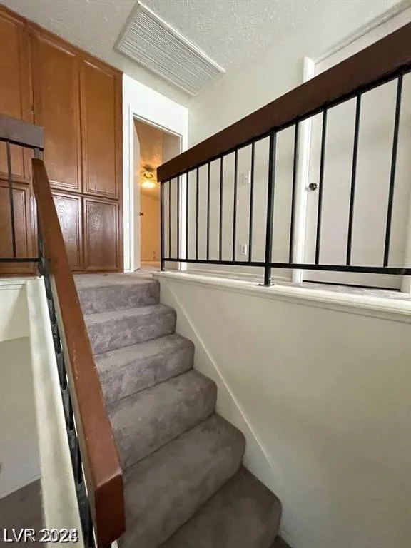 321 Bent Creek, Las Vegas, NV 89107