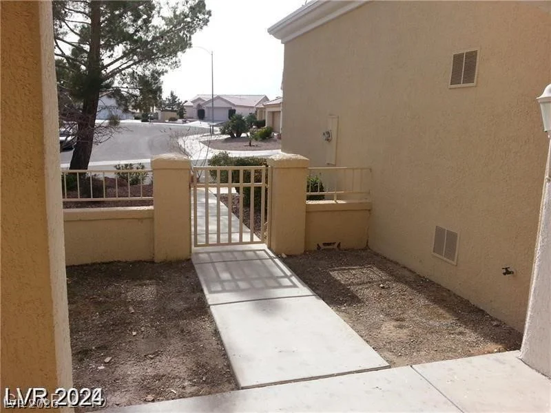 10404 Frostburg, Las Vegas, NV 89134
