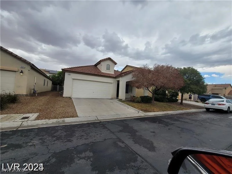 7667 Borealis, Las Vegas, NV 89123