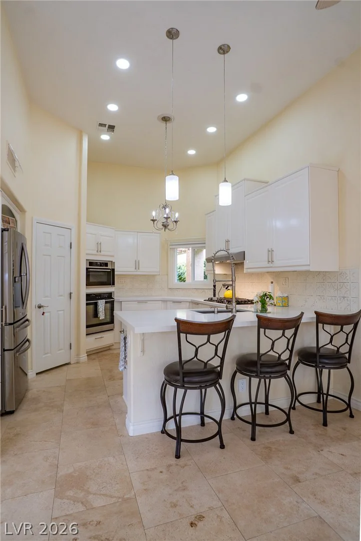 7205 Mission Hills, Las Vegas, NV 89113