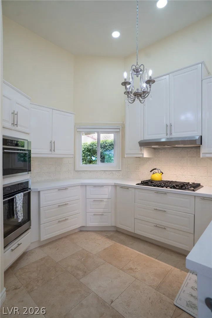 7205 Mission Hills, Las Vegas, NV 89113