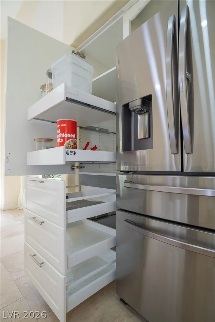 7205 Mission Hills, Las Vegas, NV 89113