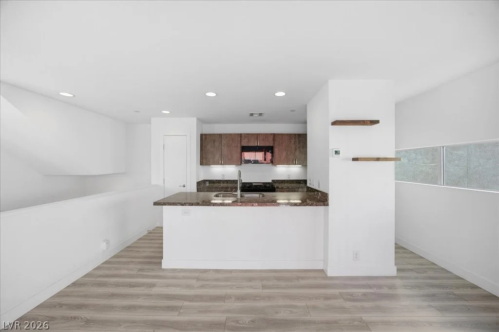 239 Dougram, Las Vegas, NV 89101