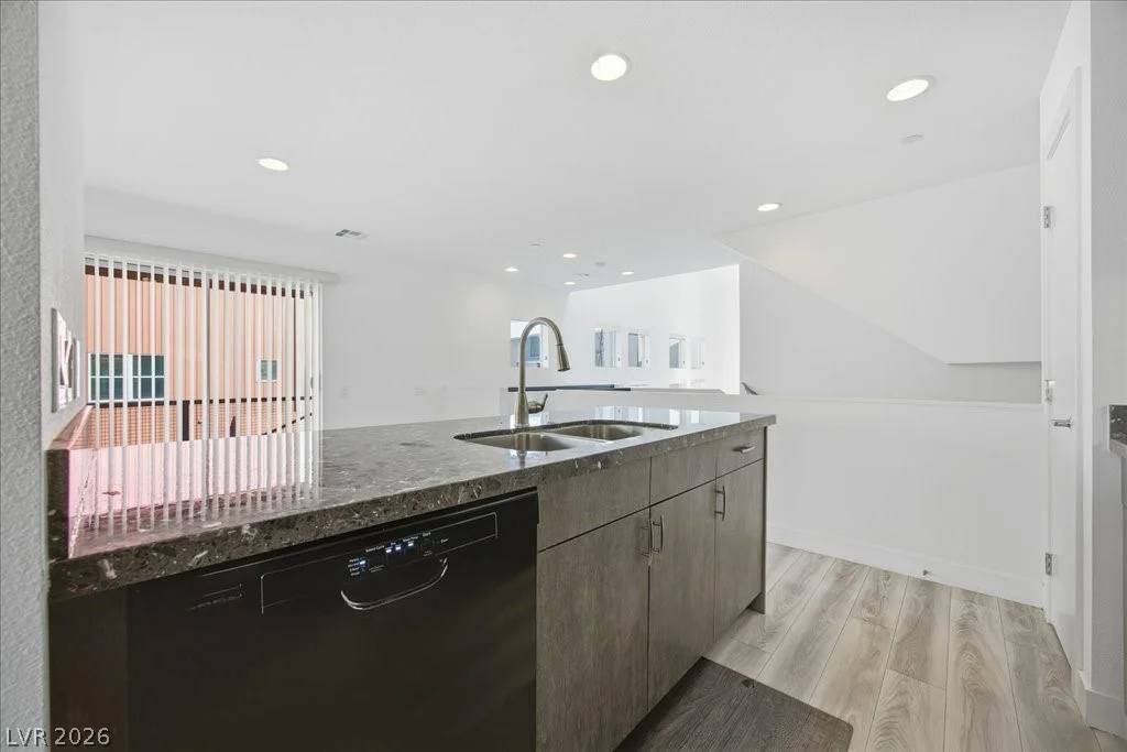 239 Dougram, Las Vegas, NV 89101