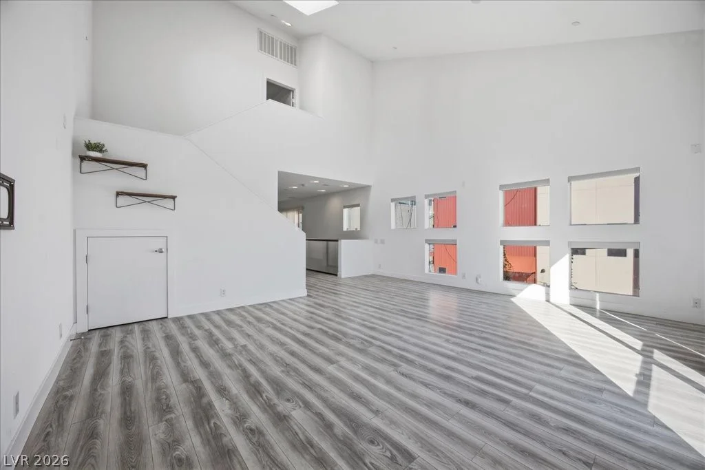239 Dougram, Las Vegas, NV 89101