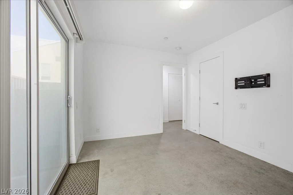 239 Dougram, Las Vegas, NV 89101