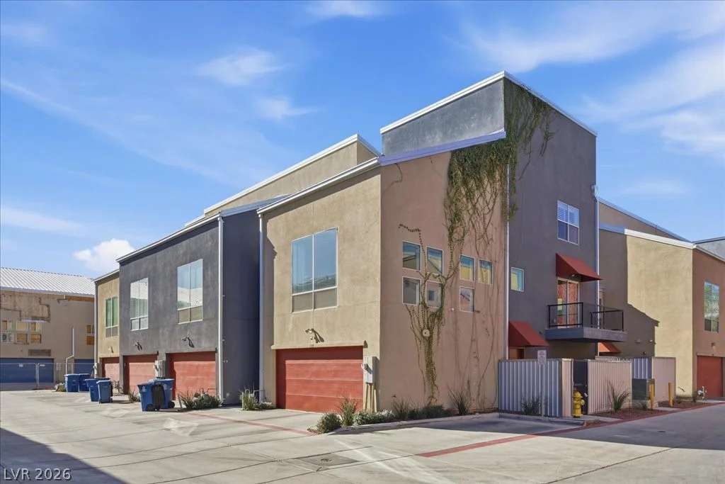 239 Dougram, Las Vegas, NV 89101