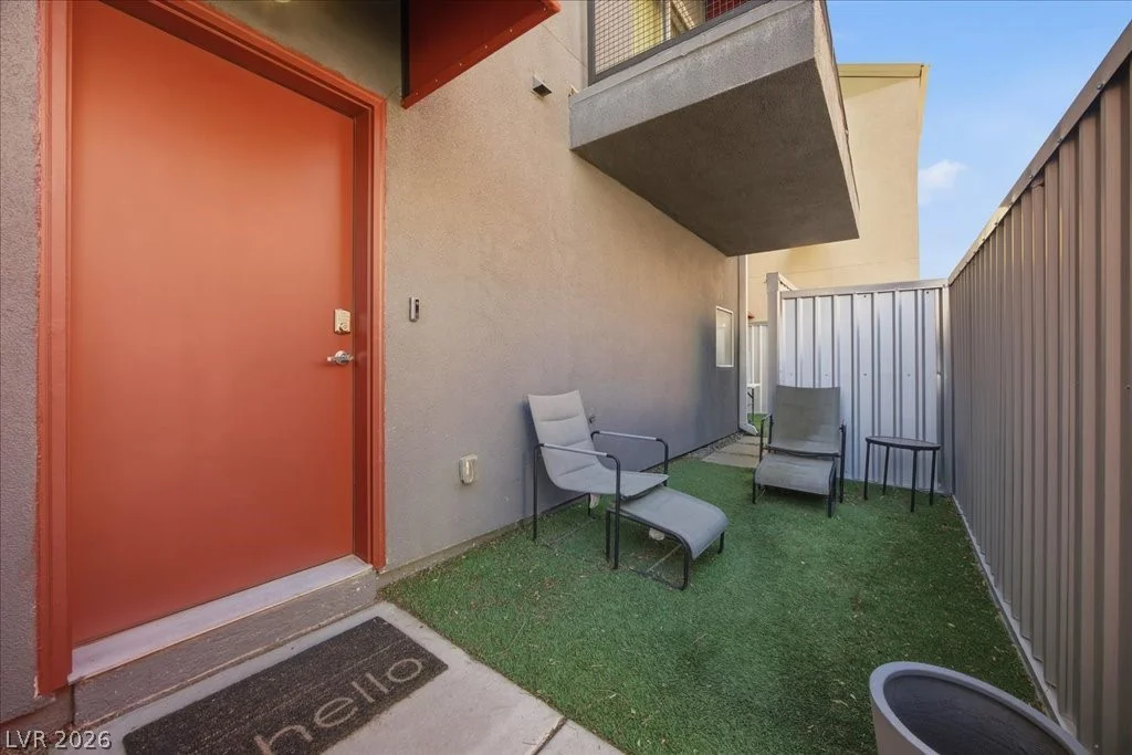 239 Dougram, Las Vegas, NV 89101
