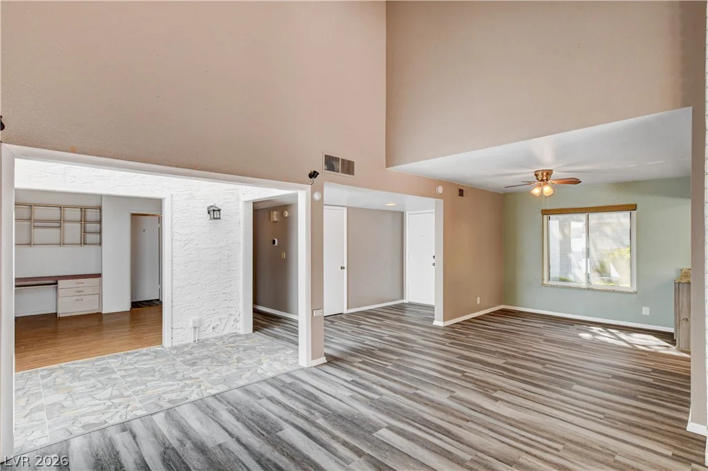 2620 San Lago, Las Vegas, NV 89121