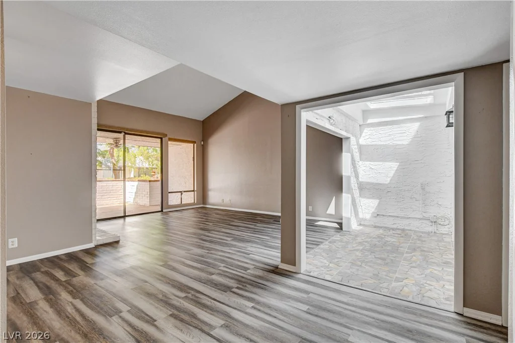 2620 San Lago, Las Vegas, NV 89121