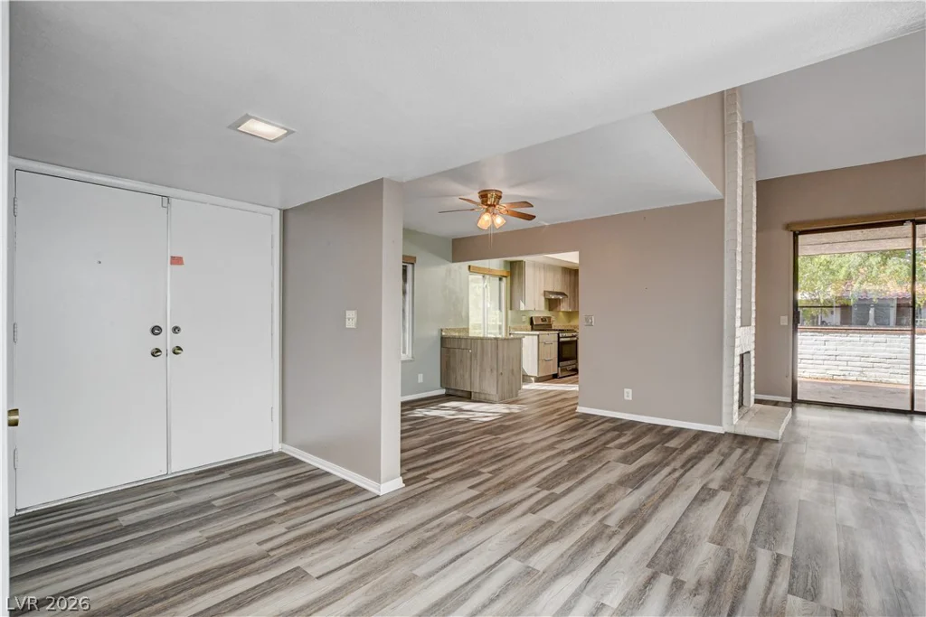 2620 San Lago, Las Vegas, NV 89121