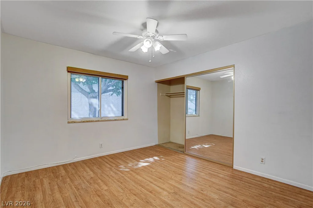 2620 San Lago, Las Vegas, NV 89121