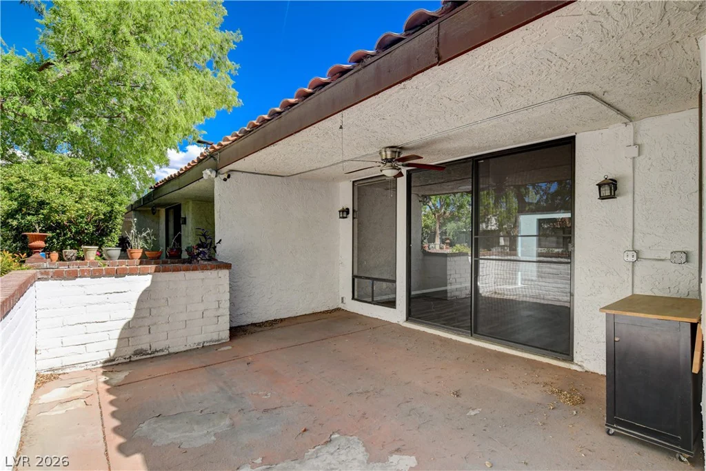 2620 San Lago, Las Vegas, NV 89121