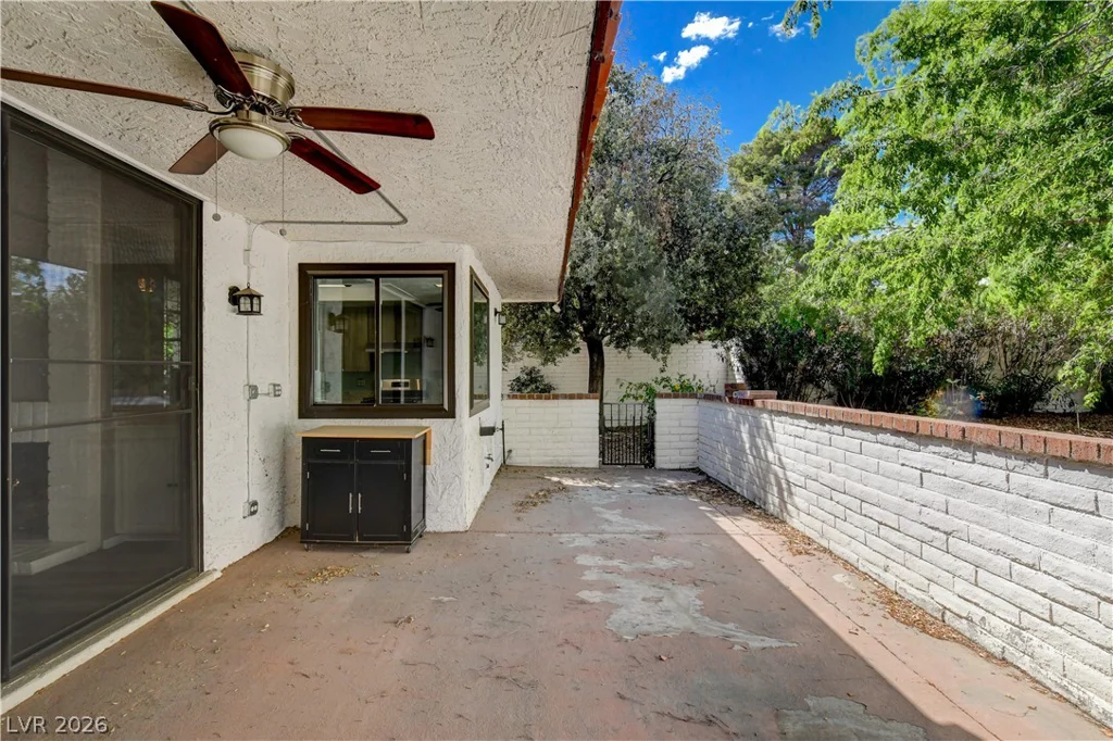 2620 San Lago, Las Vegas, NV 89121