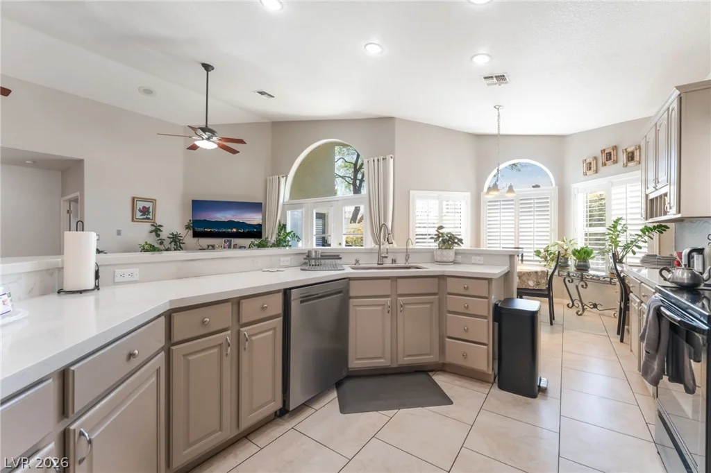 8048 Marbella, Las Vegas, NV 89128
