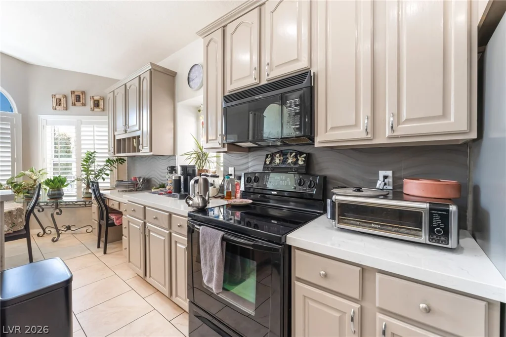 8048 Marbella, Las Vegas, NV 89128