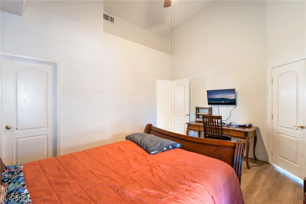 8048 Marbella, Las Vegas, NV 89128