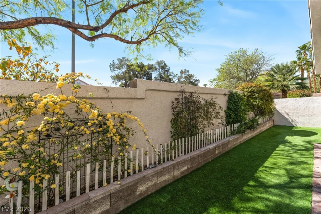 8048 Marbella, Las Vegas, NV 89128