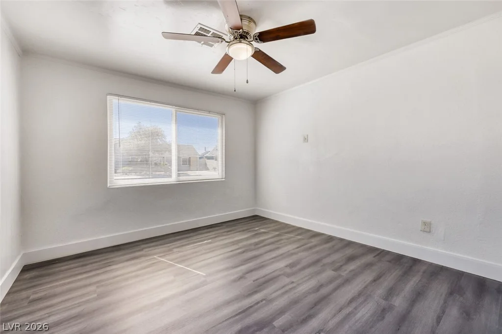 1325 Oakey, Las Vegas, NV 89104
