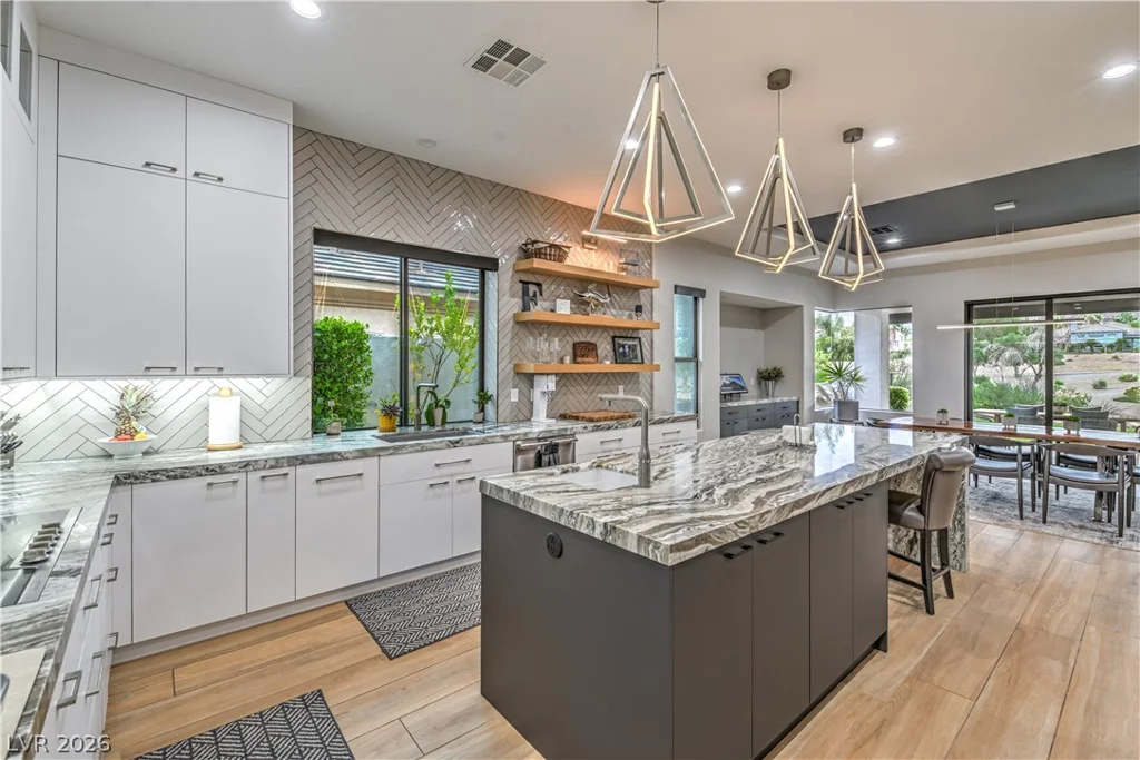 3217 Elk Clover, Las Vegas, NV 89135