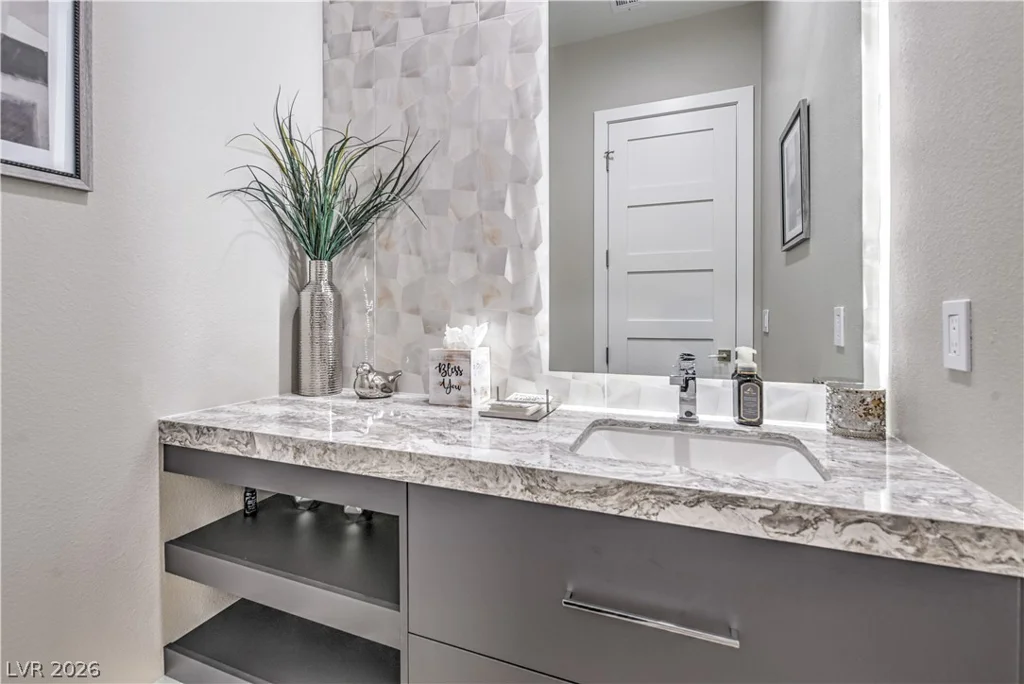 3217 Elk Clover, Las Vegas, NV 89135