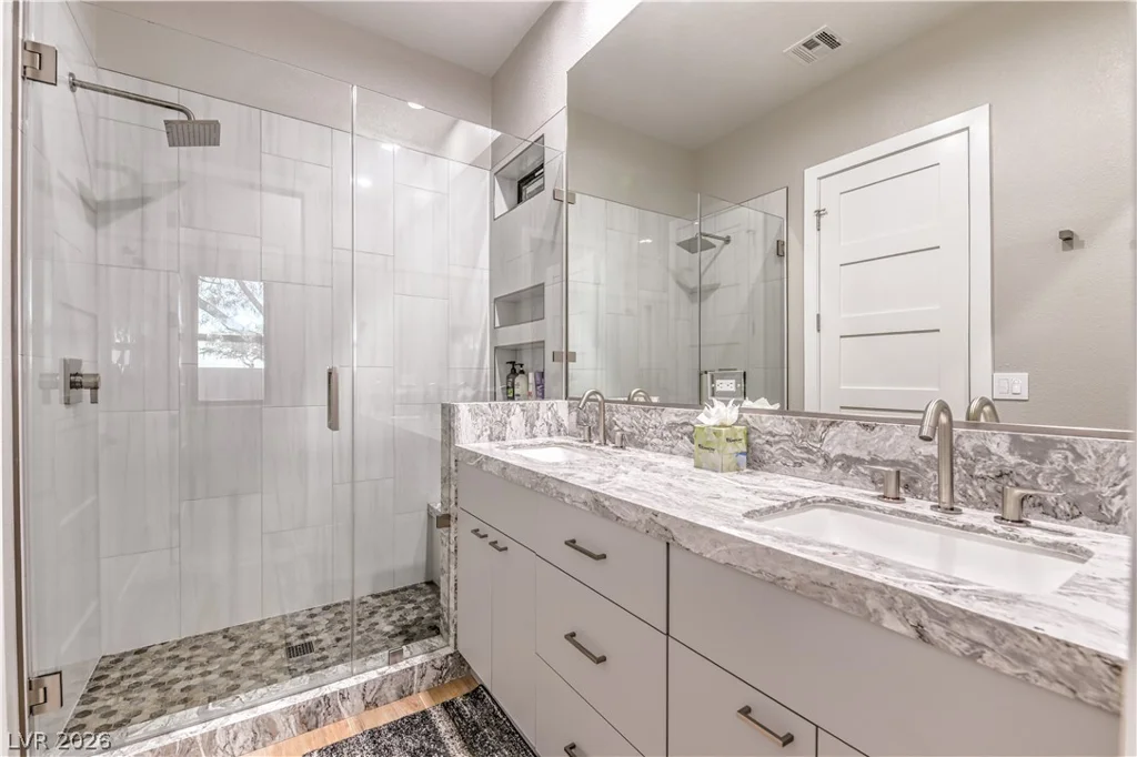 3217 Elk Clover, Las Vegas, NV 89135