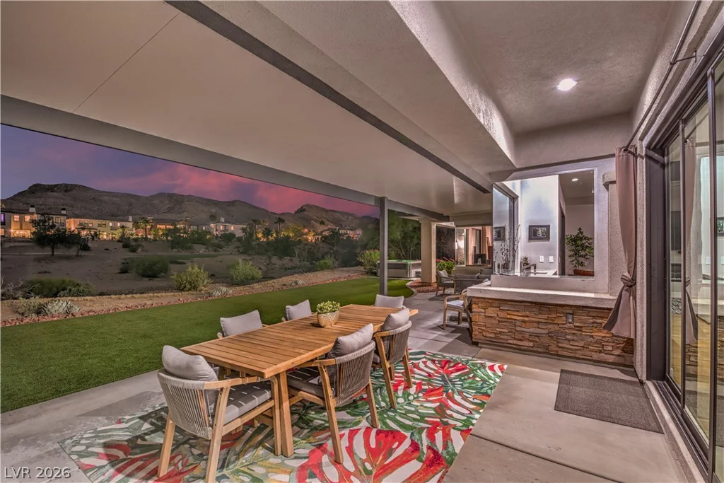 3217 Elk Clover, Las Vegas, NV 89135