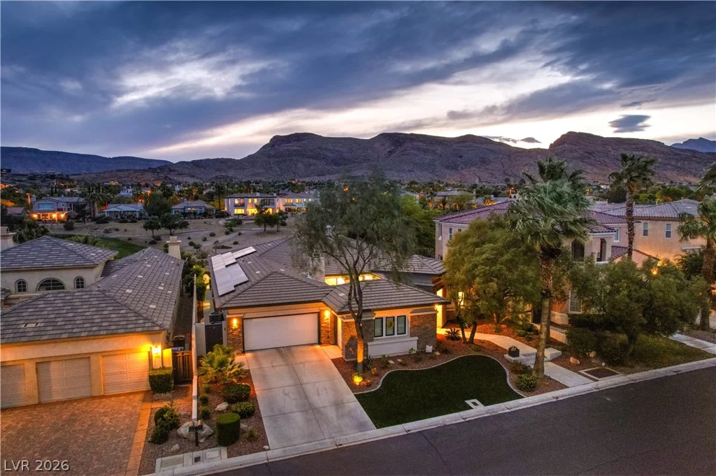 3217 Elk Clover, Las Vegas, NV 89135