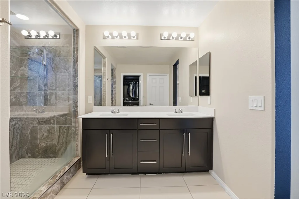 10427 Skye Canyon Falls, Las Vegas, NV 89166