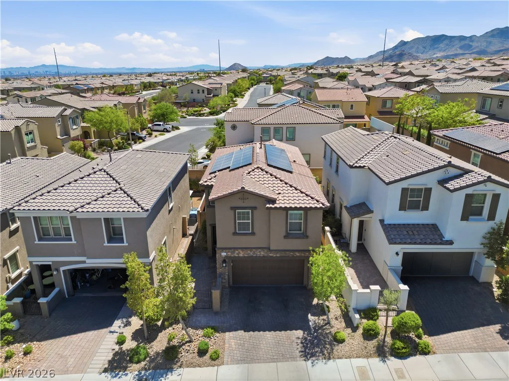10427 Skye Canyon Falls, Las Vegas, NV 89166