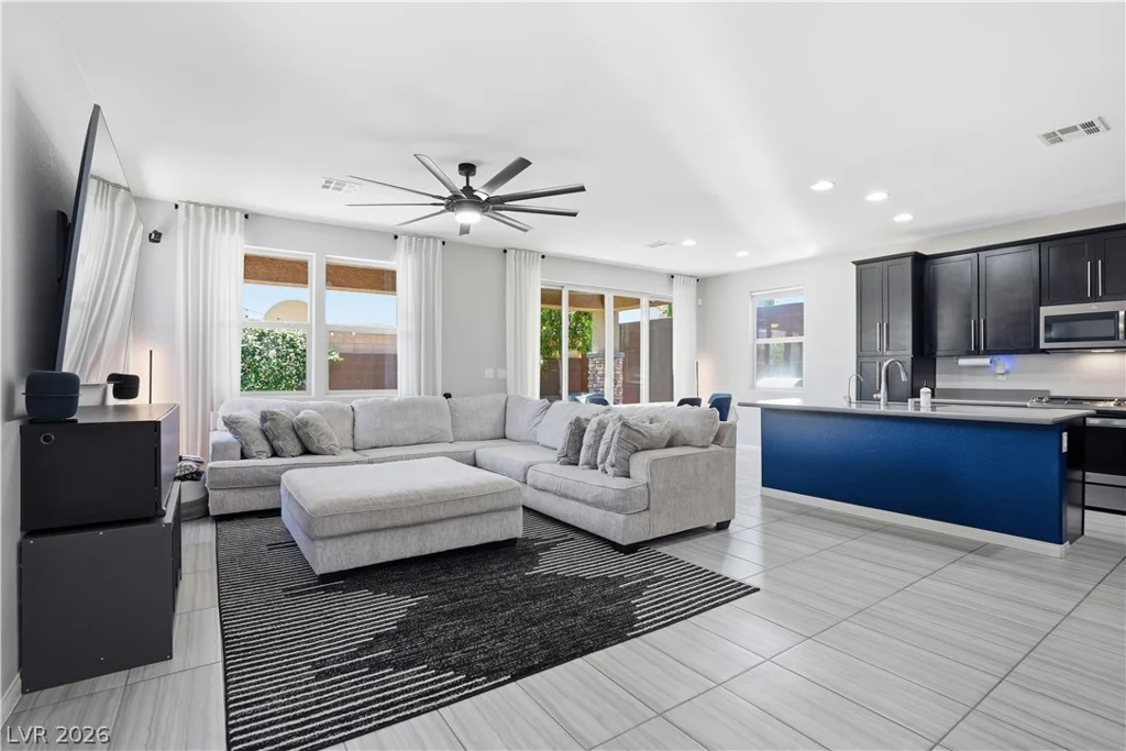 10427 Skye Canyon Falls, Las Vegas, NV 89166