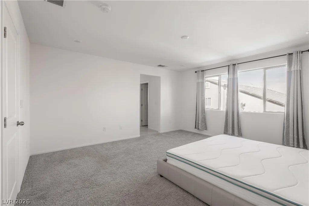 7360 Crown Landing, Las Vegas, NV 89113