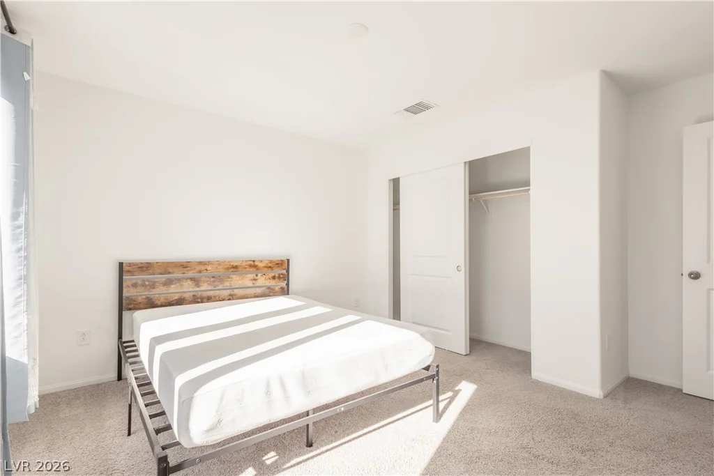 7360 Crown Landing, Las Vegas, NV 89113