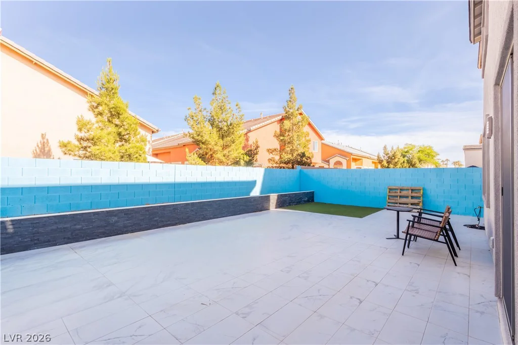 7360 Crown Landing, Las Vegas, NV 89113