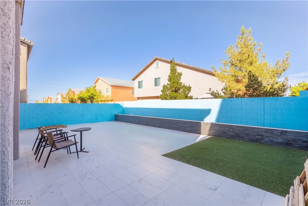 7360 Crown Landing, Las Vegas, NV 89113