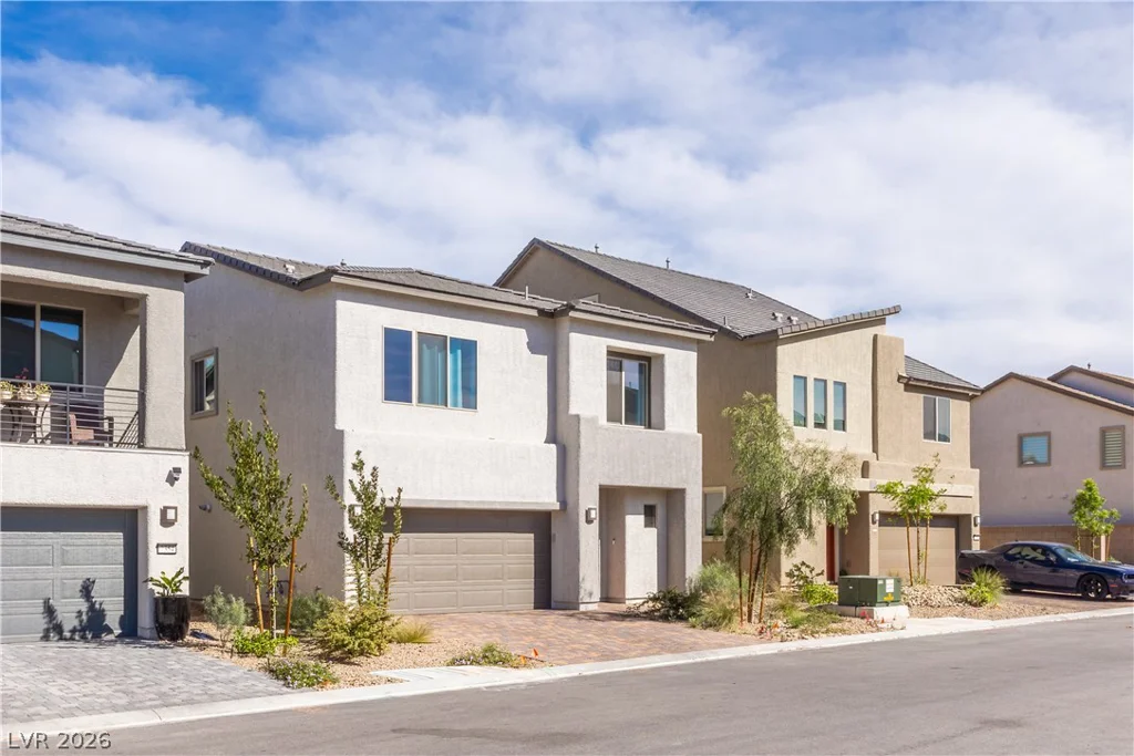 7360 Crown Landing, Las Vegas, NV 89113