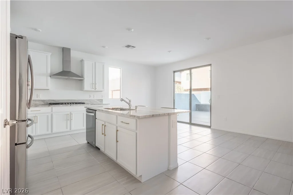 7360 Crown Landing, Las Vegas, NV 89113