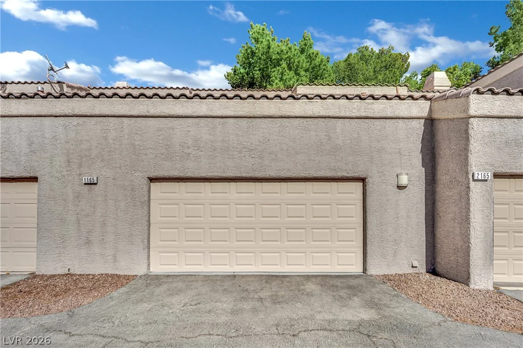 5250 Rainbow, Las Vegas, NV 89118