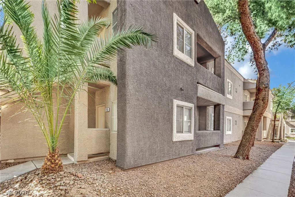 5250 Rainbow, Las Vegas, NV 89118