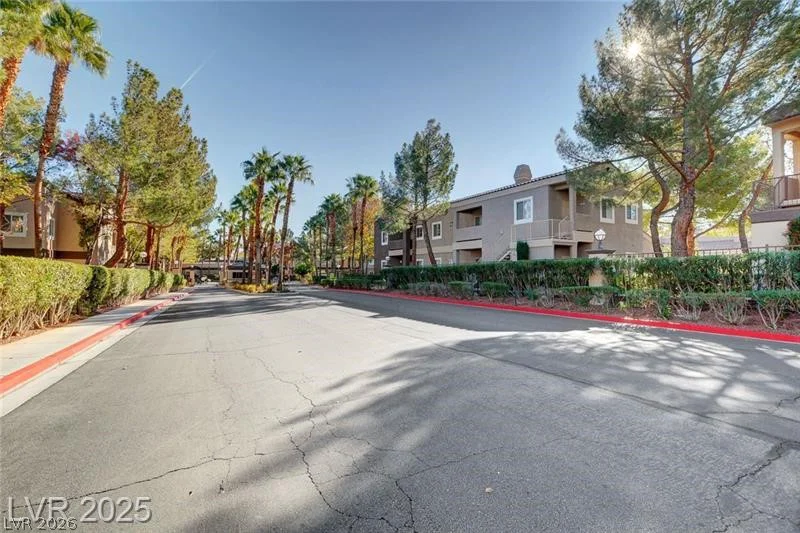 5250 Rainbow, Las Vegas, NV 89118